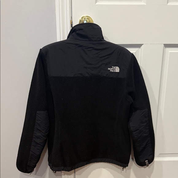 The North Face Black Full-Zip Jacket - Picture 3 of 3